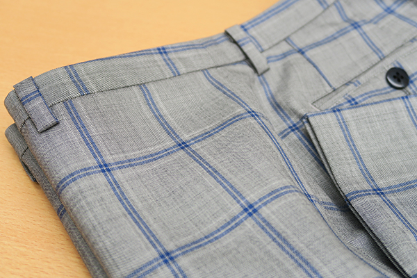 パンツの帯巾を細く、ループ長さを短く調整