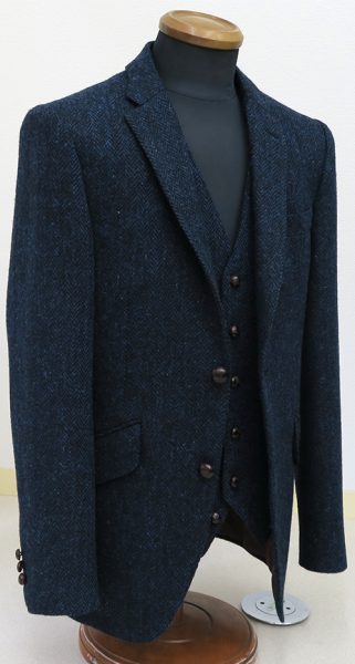 ジャケット ベストを共生地のハリスツイードでオーダー オーダースーツのシルエット デザイン